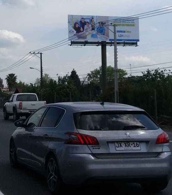 Monumental carretera 5 Sur km 181 Curico (1)